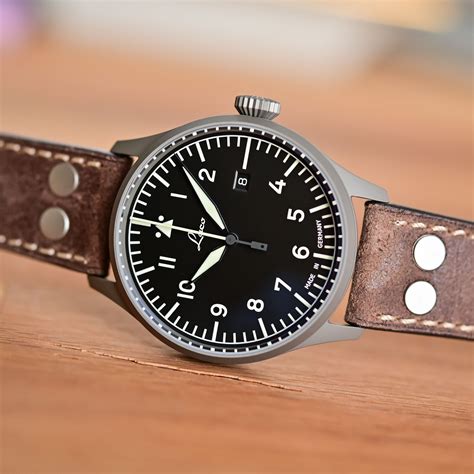 The differences i gathered between Laco and Stowa is that the Laco Fliegers are more true to the original German Pilot watches. . Lco watches